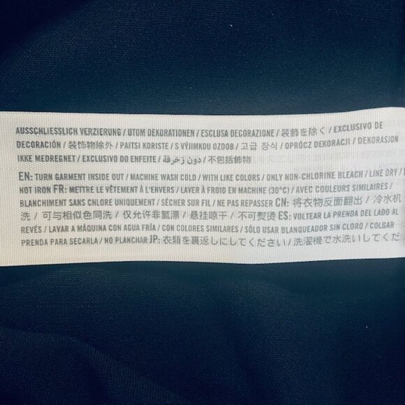 ABERCROMBIE & FITCH Navy Pleated Skort Mini Skirt, Size XL - NWT - Picture 5 of 5